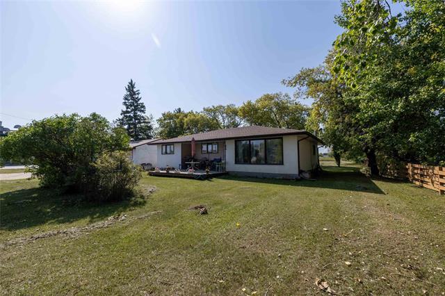 72 7Th Ave, Gimli, MB