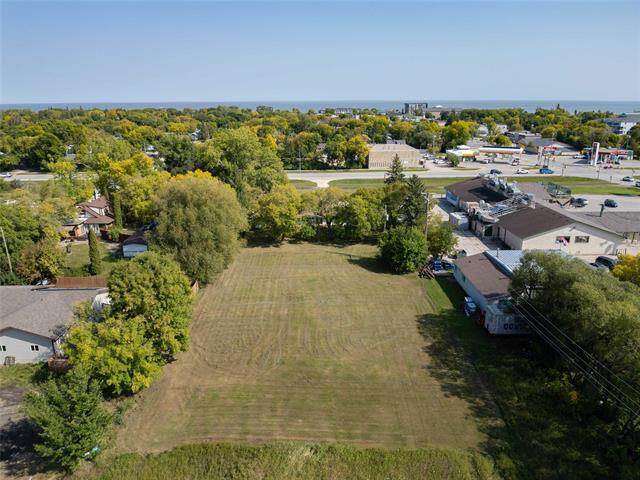 72 7Th Ave, Gimli, MB