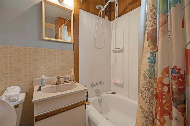 72 7Th Ave, Gimli, MB