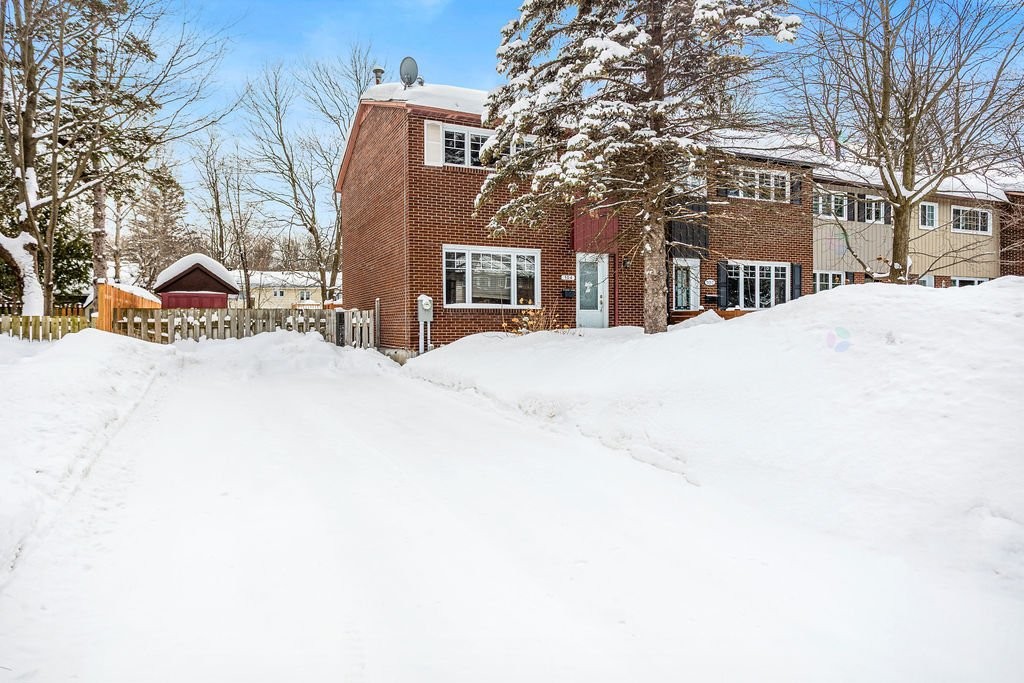 Façade - 104 Boul. De Vignory, Lorraine, QC - Outdoor