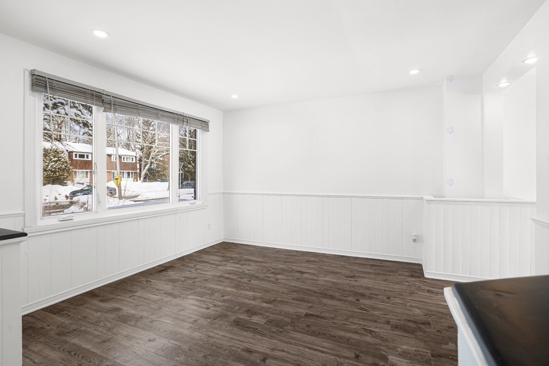 Salon - 104 Boul. De Vignory, Lorraine, QC - Indoor Photo Showing Other Room