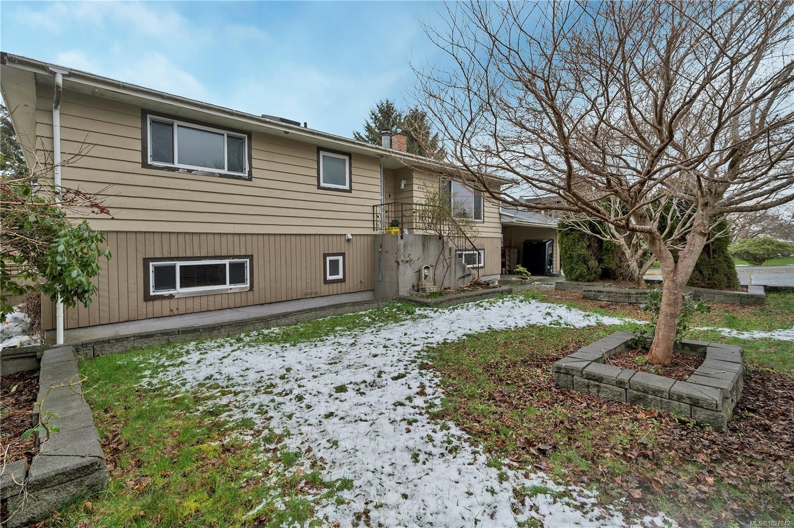 400 Englewood Dr, Port Mcneill, BC