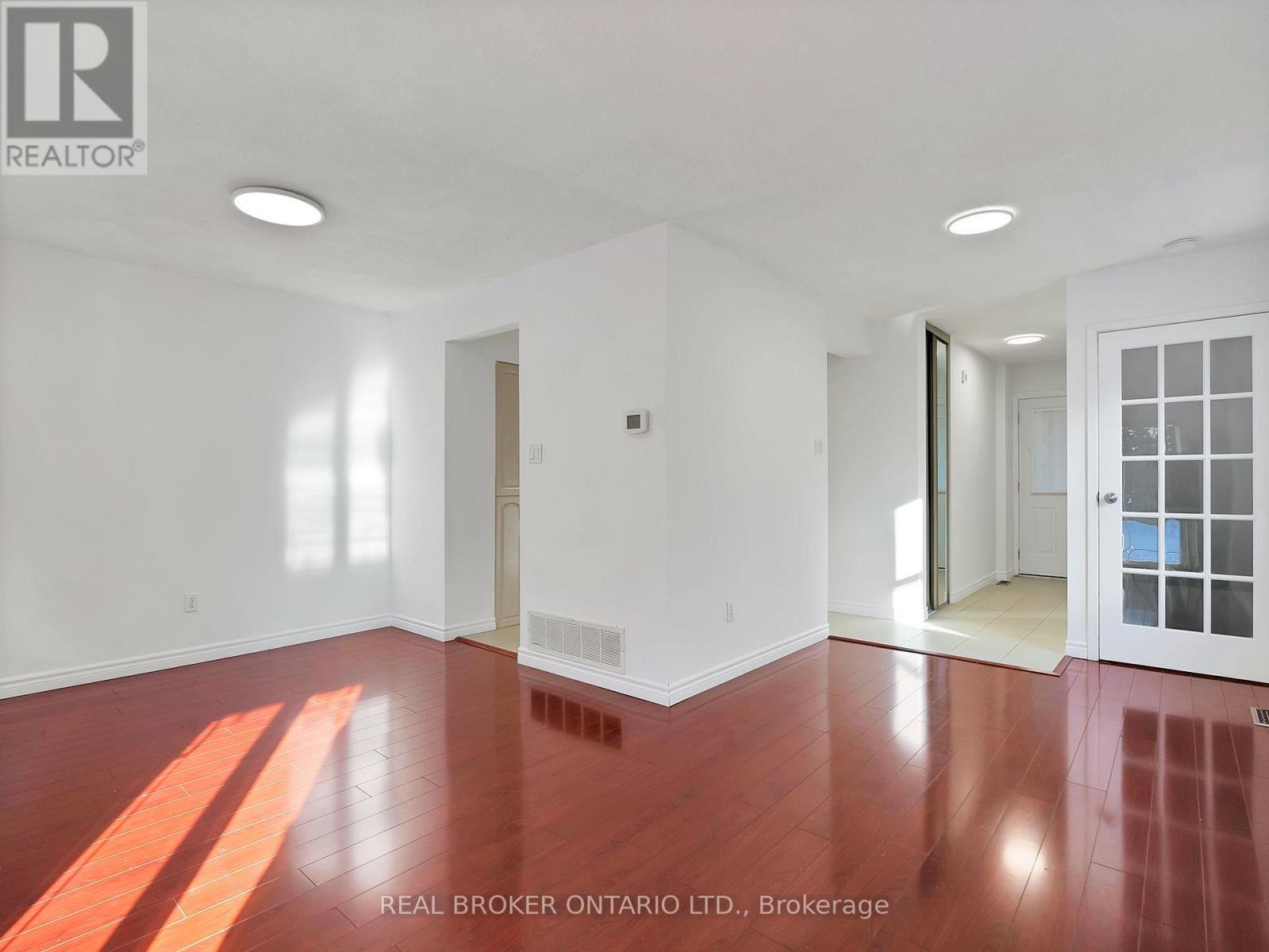 2602 Hemus Square, Mississauga, ON - Indoor Photo Showing Other Room