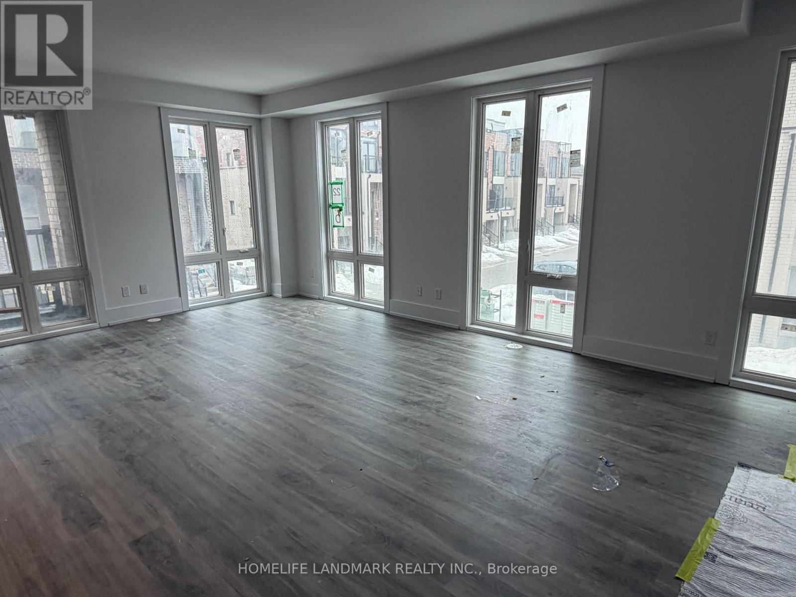 10 Bancroft Lane, Richmond Hill, ON - Indoor