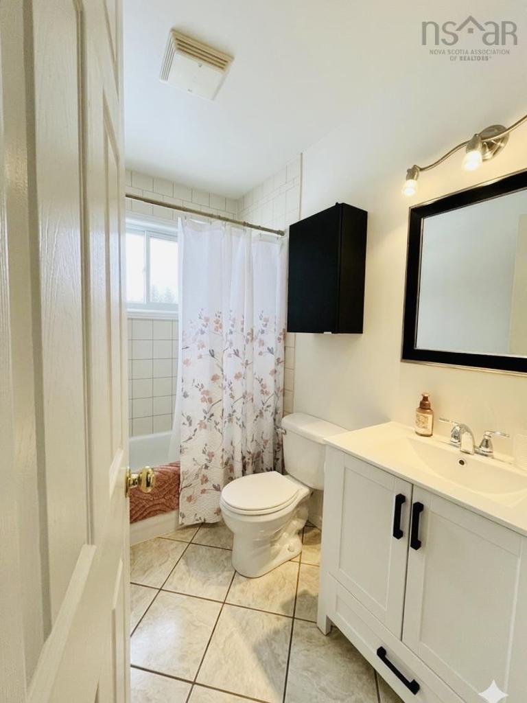 93 Herrett Road, Springhill, NS