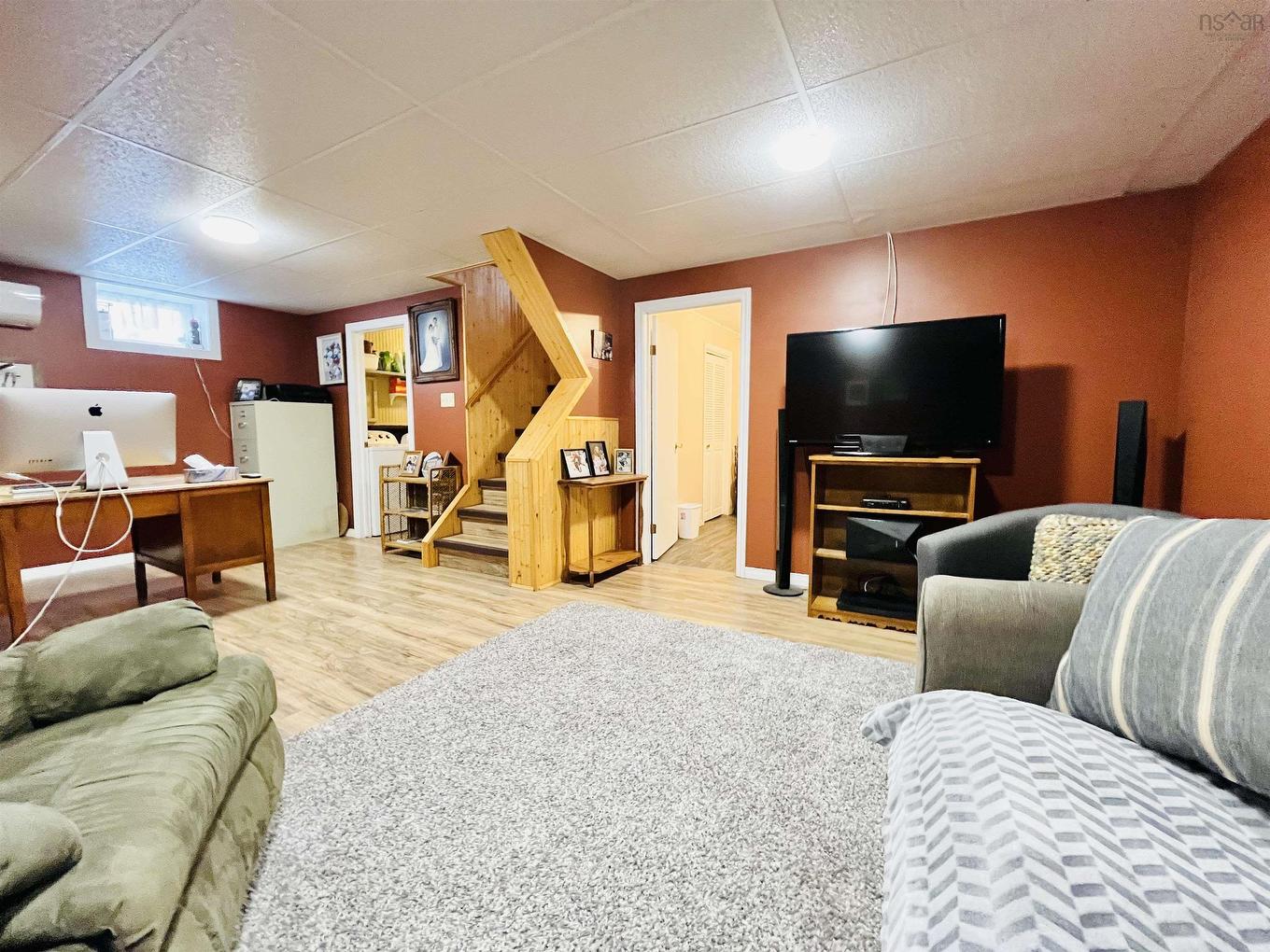 93 Herrett Road, Springhill, NS