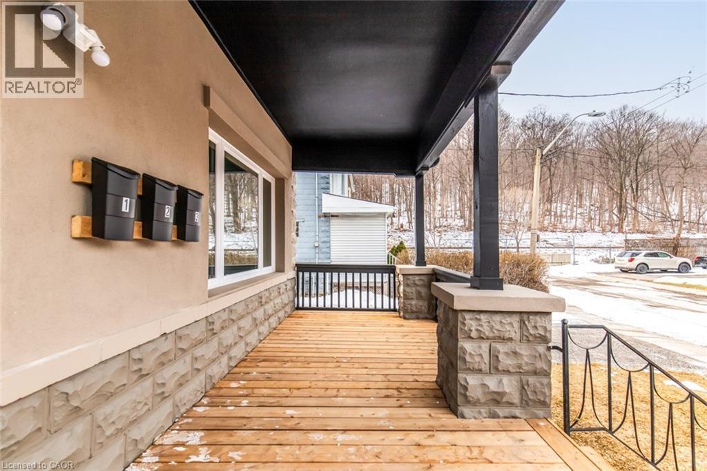 253 St Clair Boulevard Unit# 2, Hamilton, ON - Outdoor With Exterior