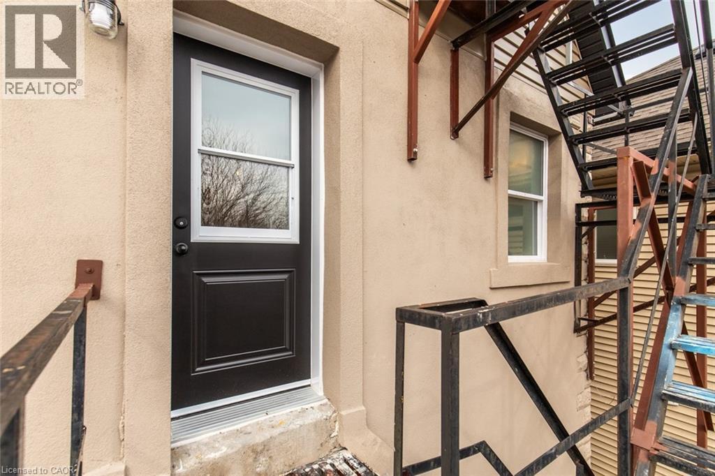 253 St Clair Boulevard Unit# 2, Hamilton, ON - Outdoor With Exterior