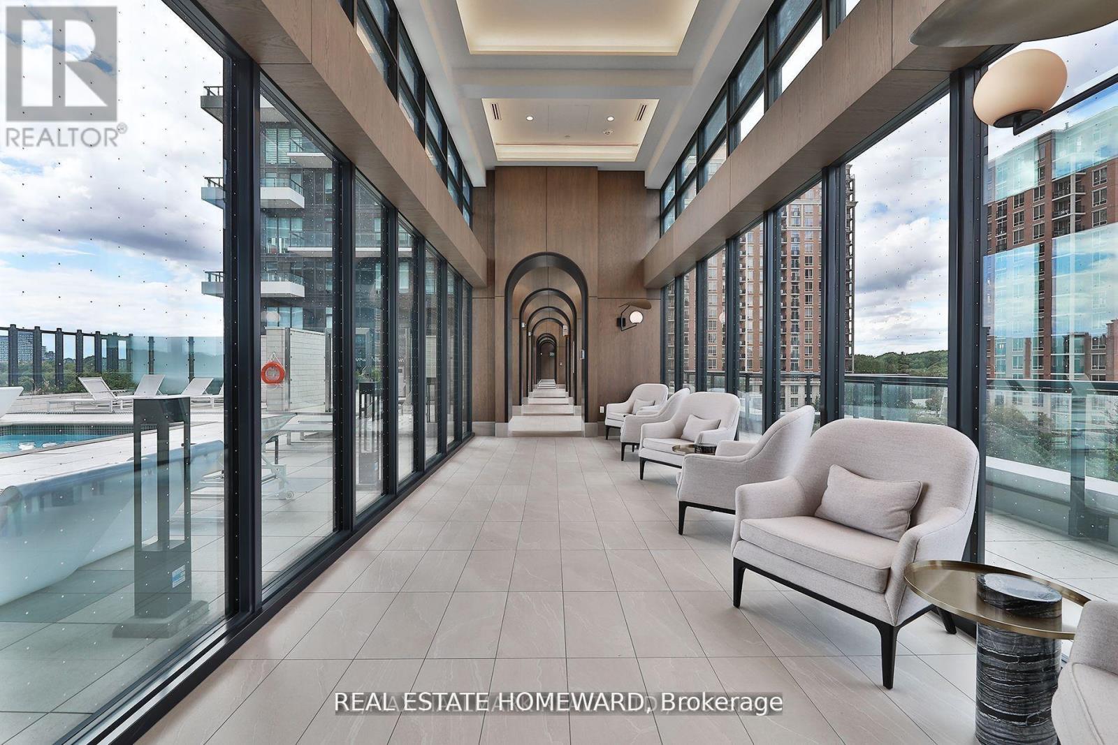2039 - 20 Inn On The Park Drive, Toronto, ON - Photo Showing Other Room