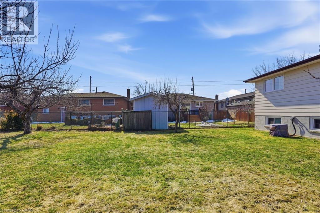 45 Rivercrest Road, Hamilton, ON - Outdoor