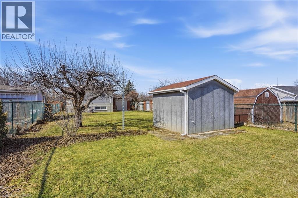 45 Rivercrest Road, Hamilton, ON - Outdoor