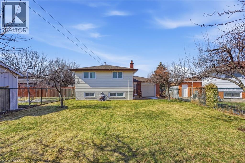 45 Rivercrest Road, Hamilton, ON - Outdoor