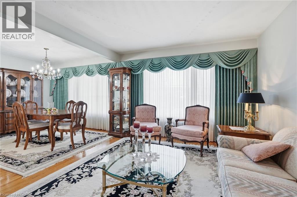 45 Rivercrest Road, Hamilton, ON - Indoor