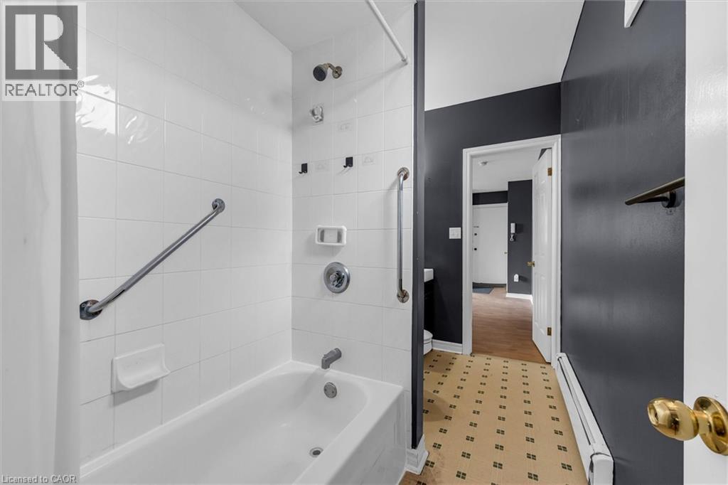 (unit 1) - 320 King Street E, Hamilton, ON