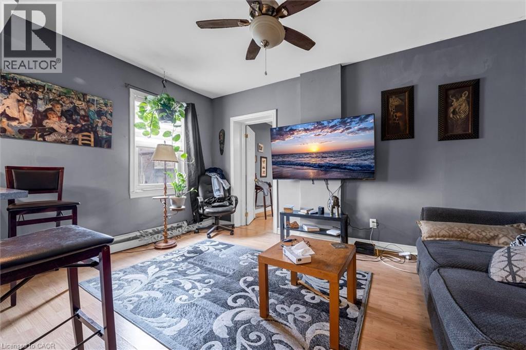 (unit 2) - 320 King Street E, Hamilton, ON