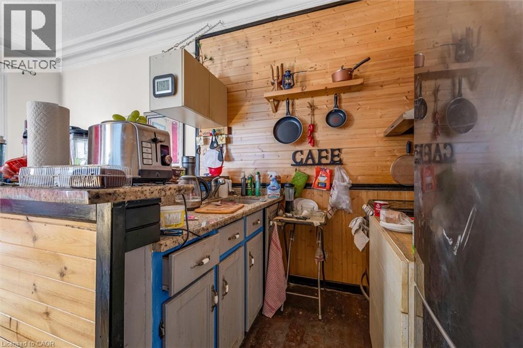 (unit 3) - 320 King Street E, Hamilton, ON