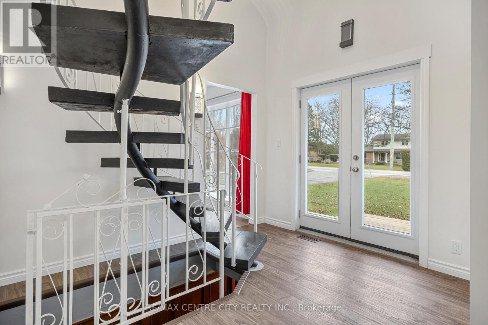 42420 John Wise Line, Central Elgin, ON - Indoor Photo Showing Other Room