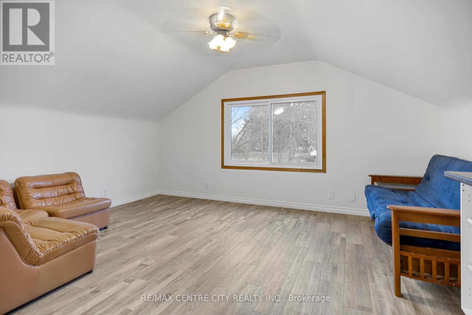 42420 John Wise Line, Central Elgin, ON - Indoor