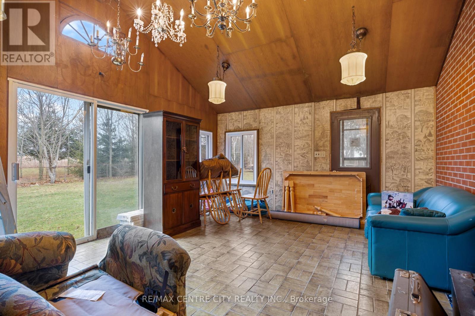 42420 John Wise Line, Central Elgin, ON - Indoor