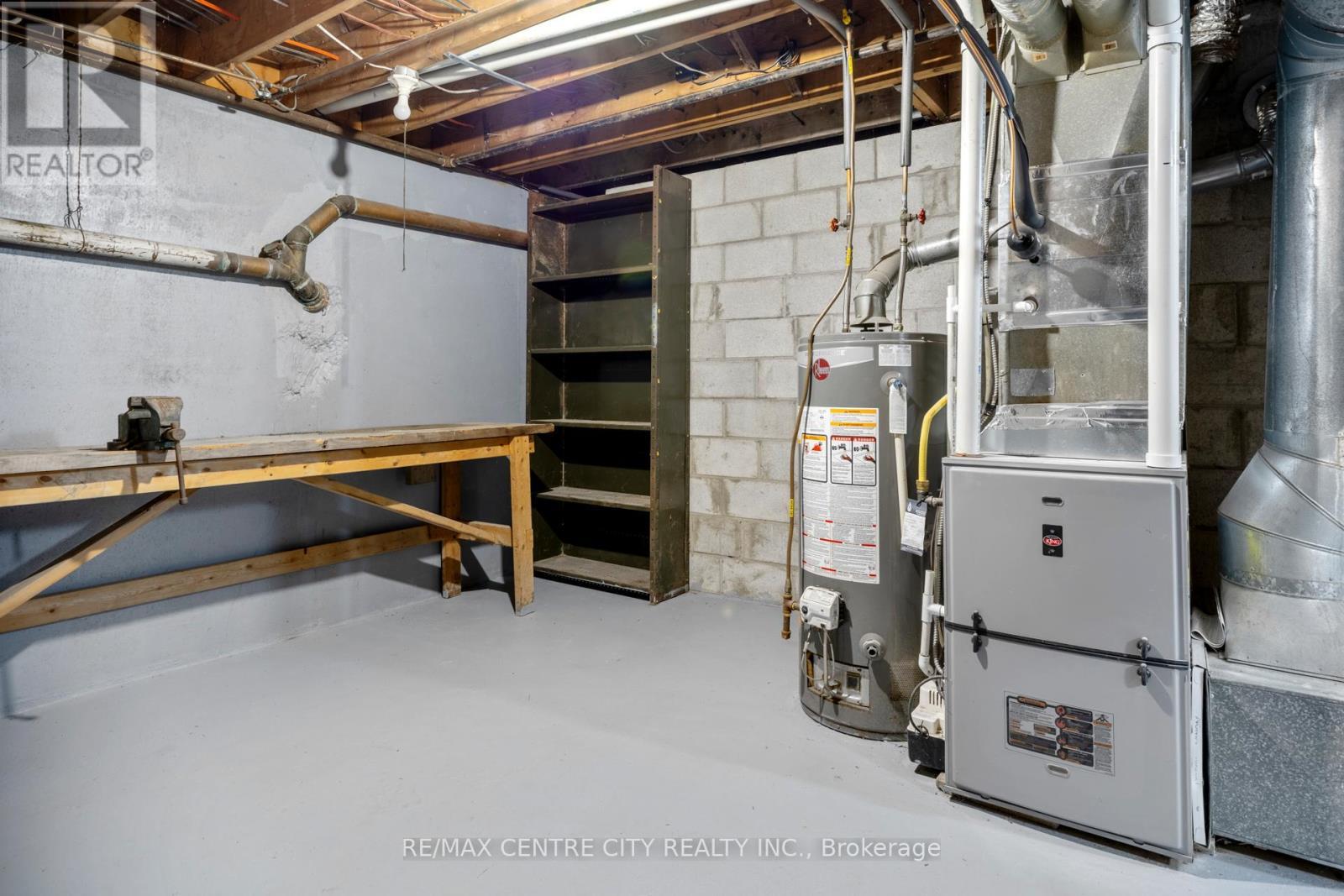 42420 John Wise Line, Central Elgin, ON - Indoor Photo Showing Basement