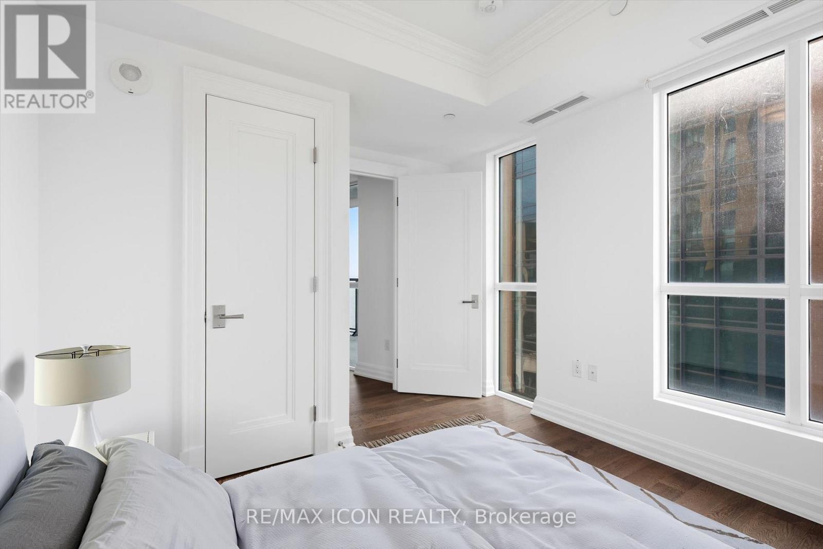 Image has been digitally enhanced - 602 - 2060 Lakeshore Road, Burlington (Brant), ON - Indoor Photo Showing Bedroom
