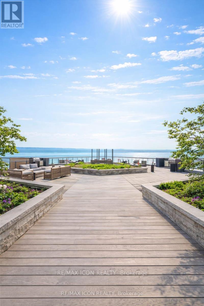 Image has been digitally enhanced - 602 - 2060 Lakeshore Road, Burlington (Brant), ON - Outdoor