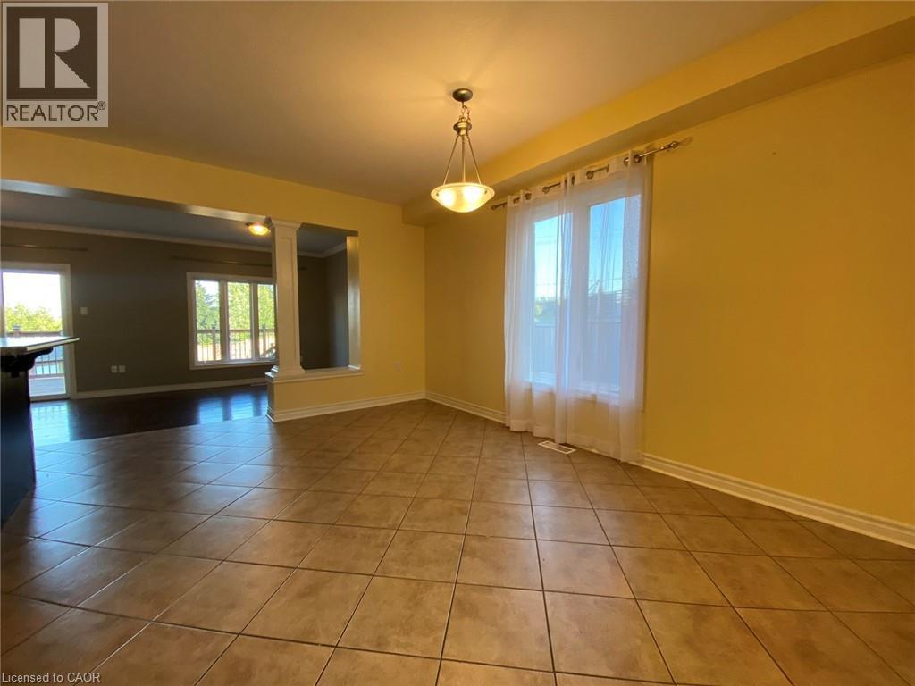 609 Isaiah Crescent, Kitchener, ON - Indoor Photo Showing Other Room