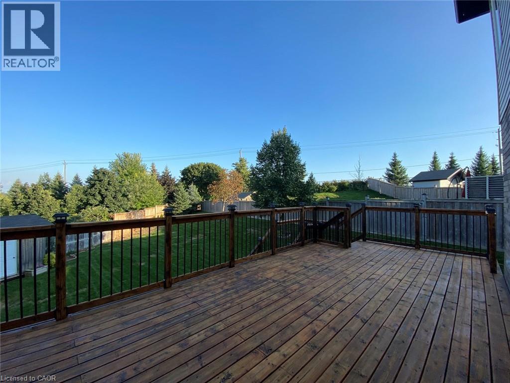 609 Isaiah Crescent, Kitchener, ON - Outdoor With Deck Patio Veranda