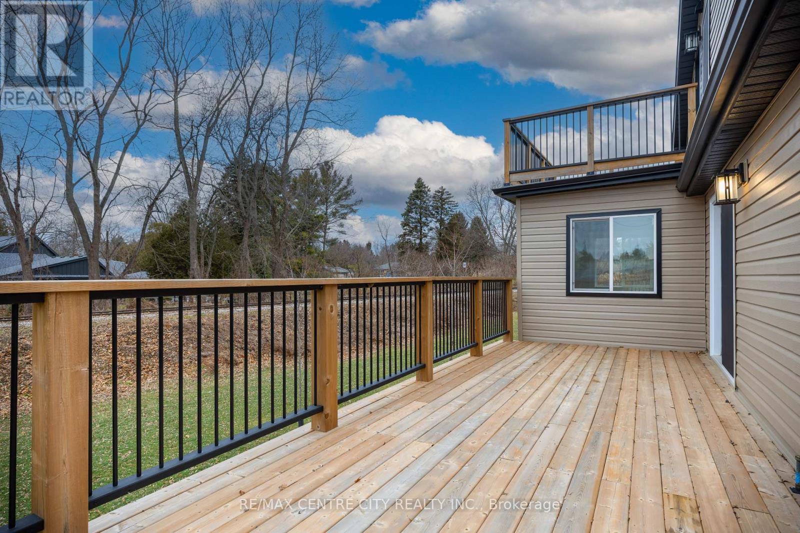 42400 John Wise Line, Central Elgin, ON - Outdoor With Deck Patio Veranda With Exterior