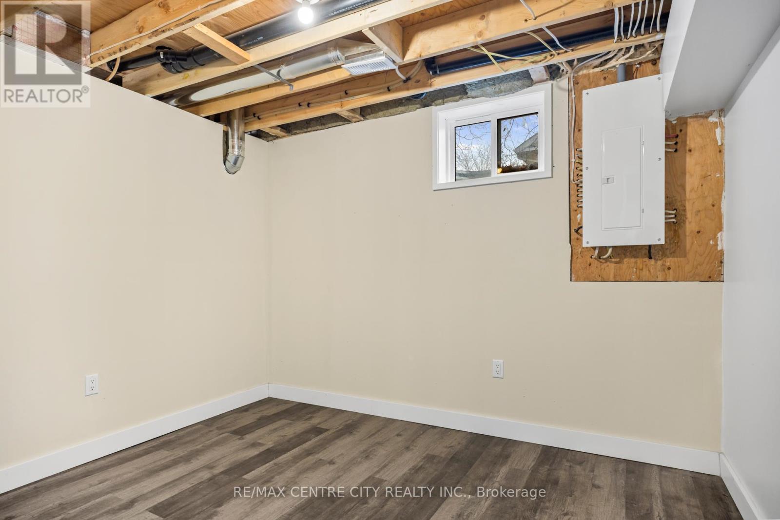 42400 John Wise Line, Central Elgin, ON - Indoor Photo Showing Basement