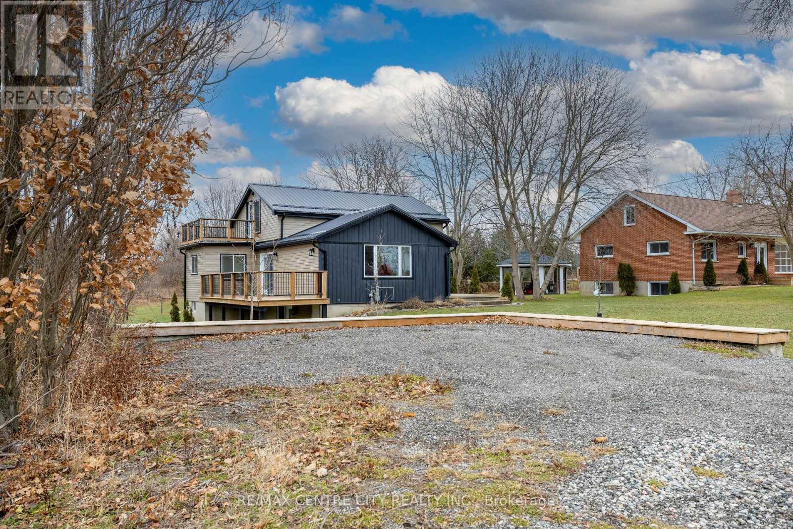 42400 John Wise Line, Central Elgin, ON - Outdoor