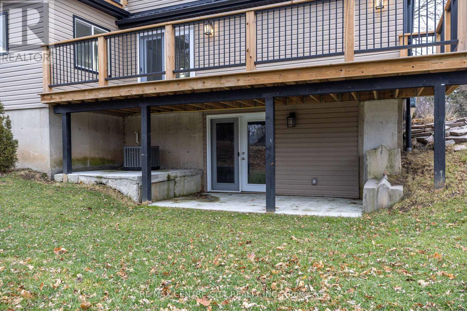 42400 John Wise Line, Central Elgin, ON - Outdoor With Deck Patio Veranda