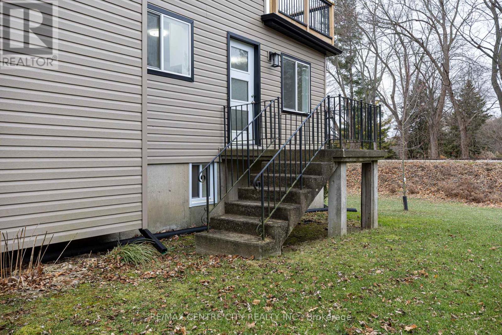 42400 John Wise Line, Central Elgin, ON - Outdoor