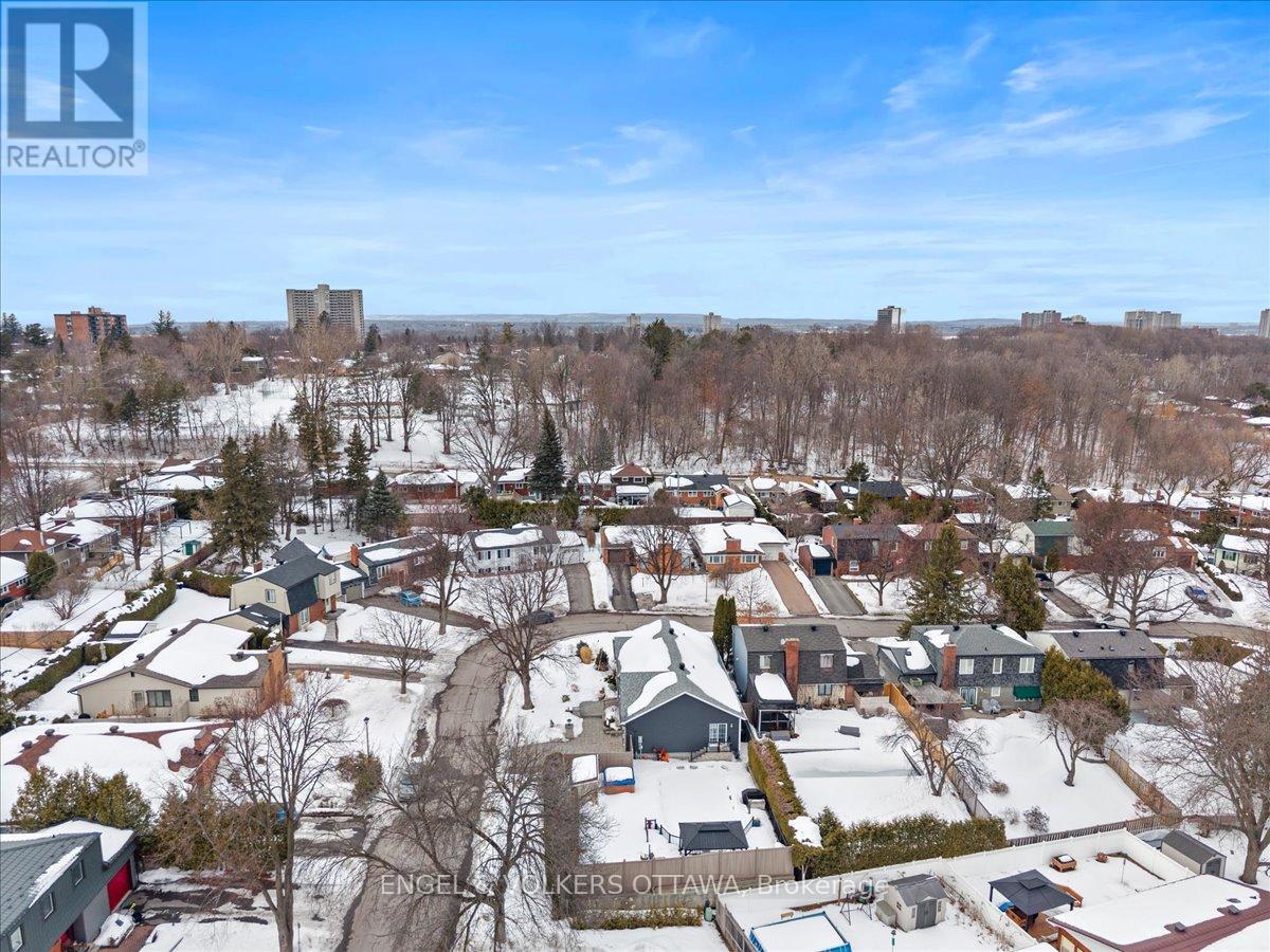 1005 Gold Crescent, Ottawa, ON