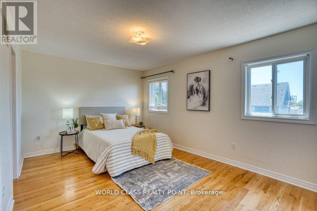 3 Hesham Drive, Whitby, ON - Indoor Photo Showing Bedroom