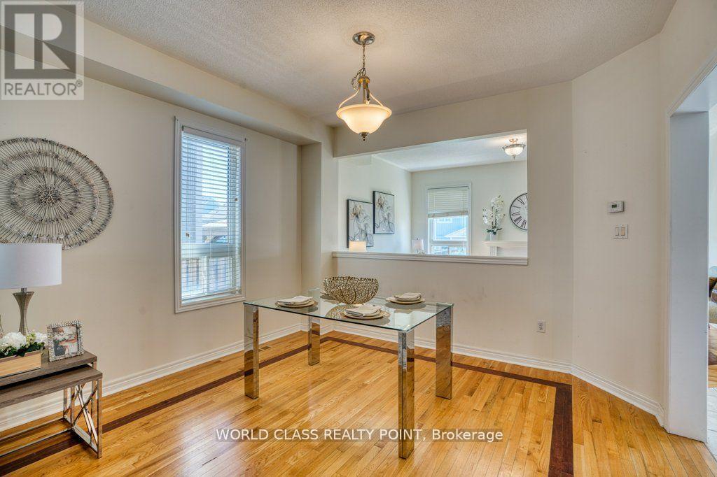 3 Hesham Drive, Whitby, ON - Indoor