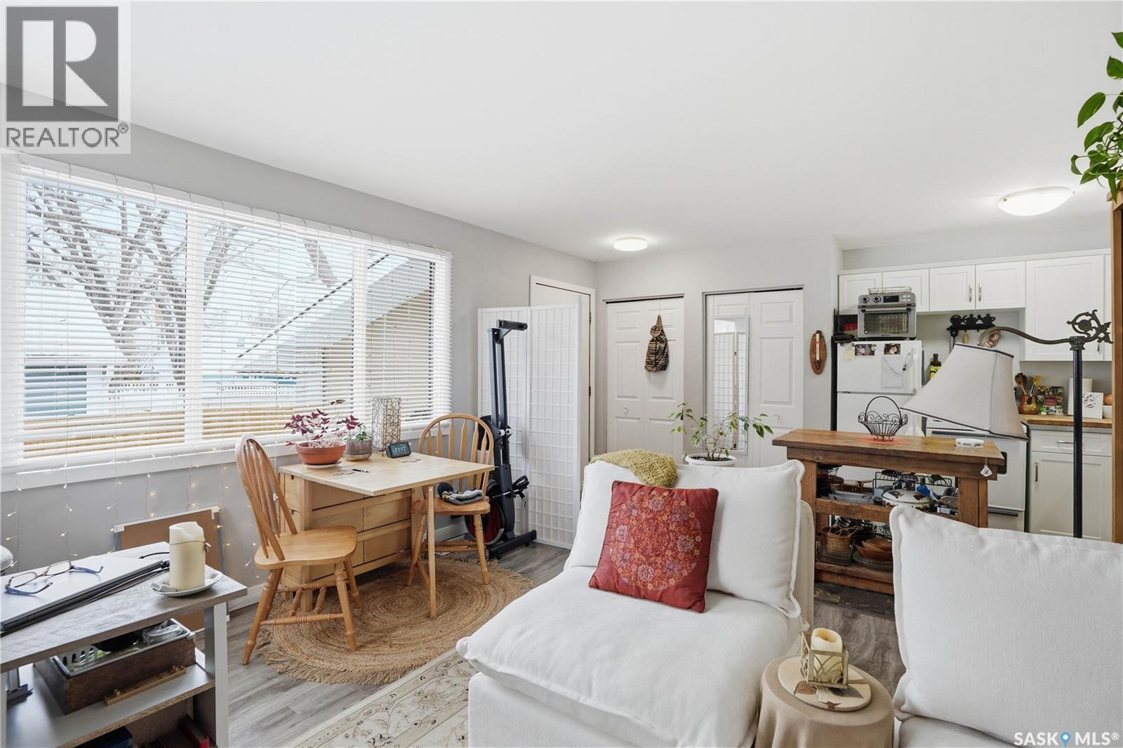 917 7Th Avenue N, Saskatoon, SK - Indoor