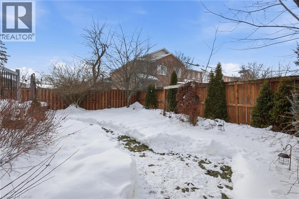697 Lomond Crescent, Burlington, ON - Outdoor