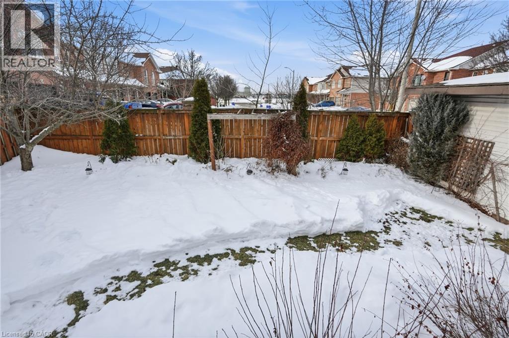 697 Lomond Crescent, Burlington, ON - Outdoor