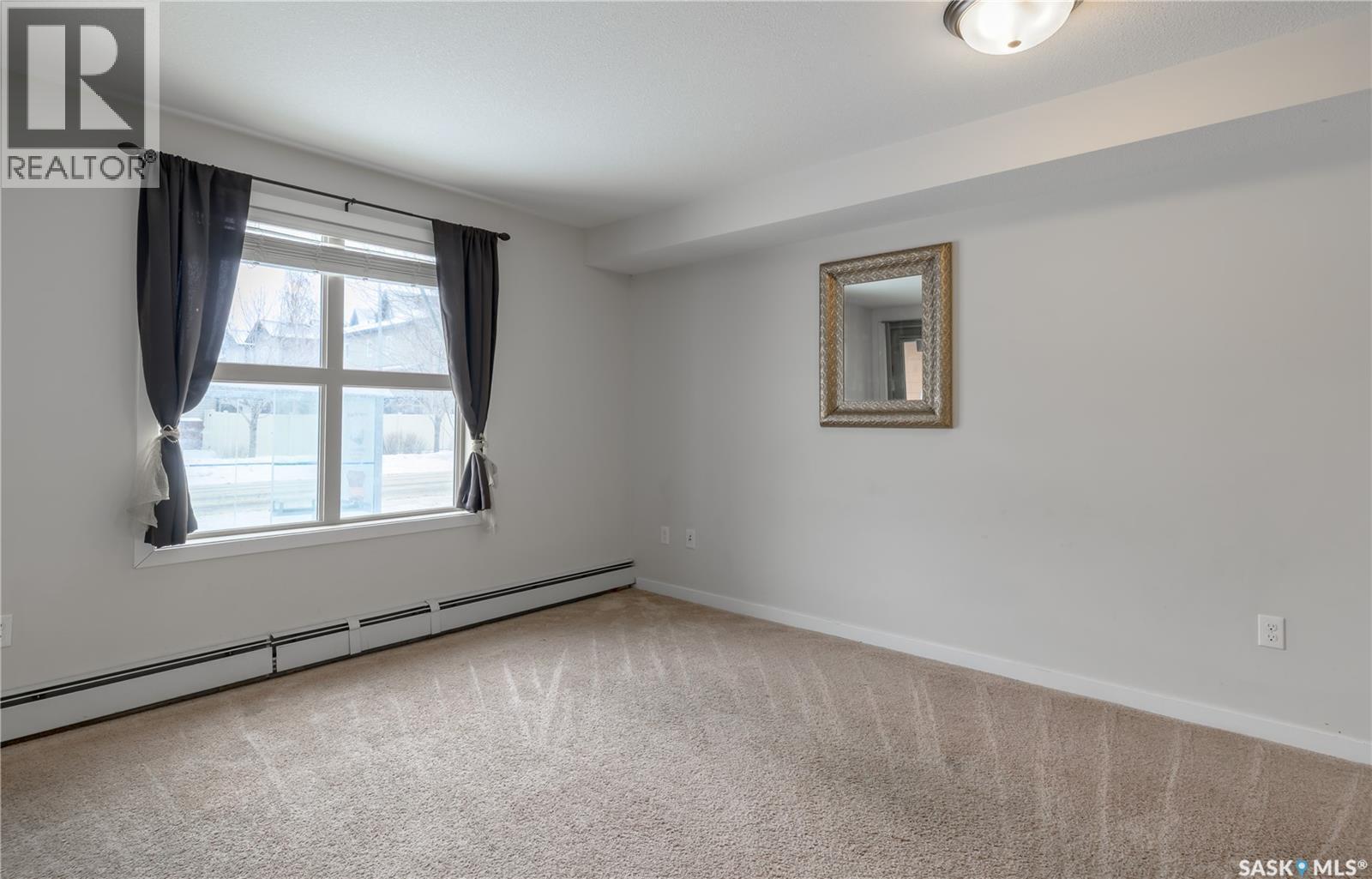 1121 5500 Mitchinson Way, Regina, SK - Indoor Photo Showing Other Room