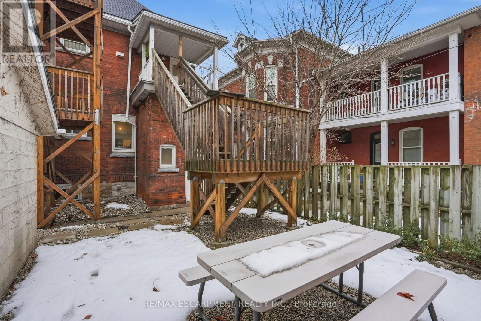 147 Emerald Street S, Hamilton, ON - Outdoor