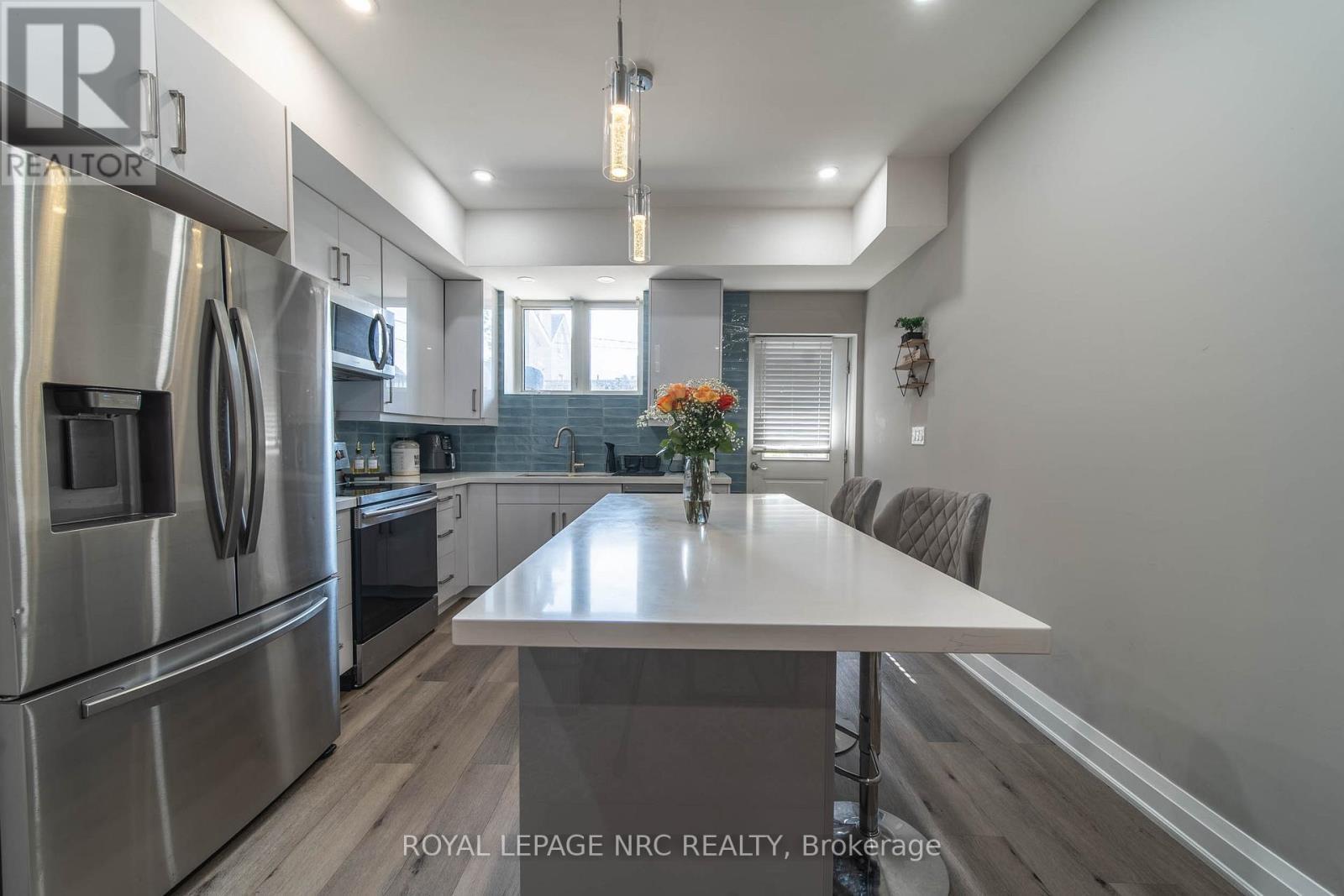 37A Ormonde Avenue, St. Catharines (Facer), ON - Indoor Photo Showing Kitchen