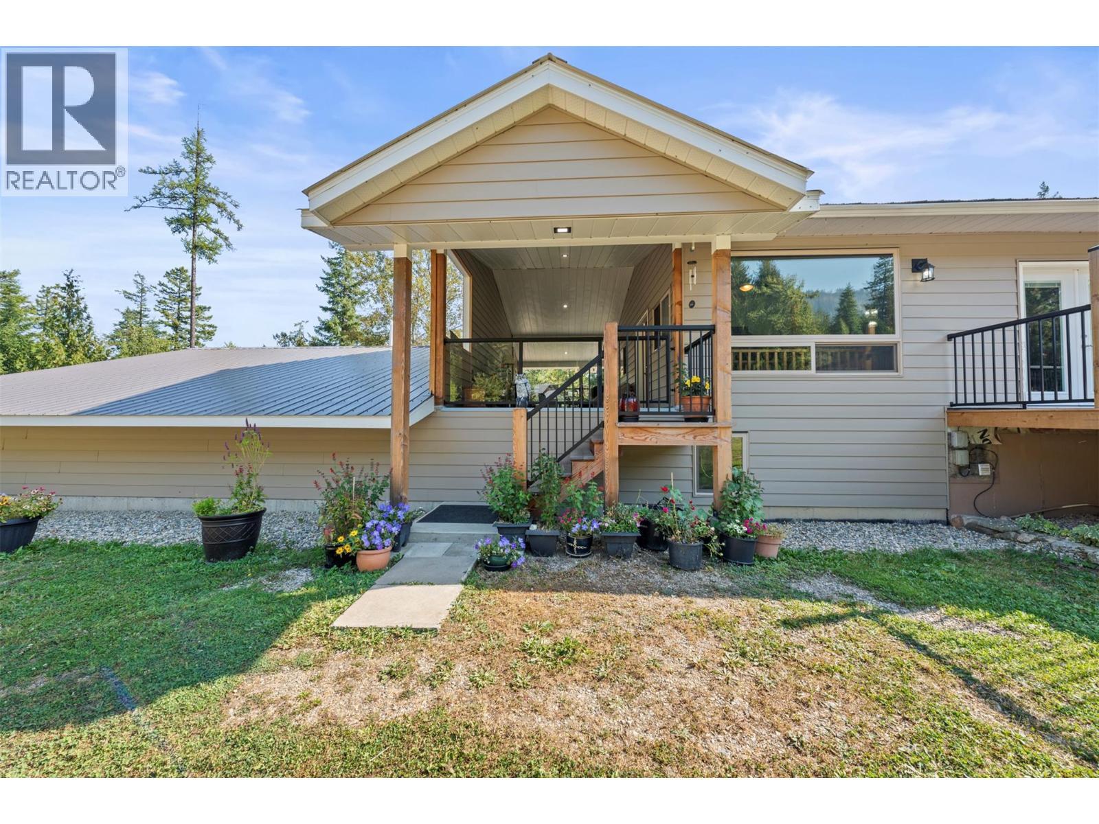 2510 Samuelson Road, Sicamous, BC - Outdoor