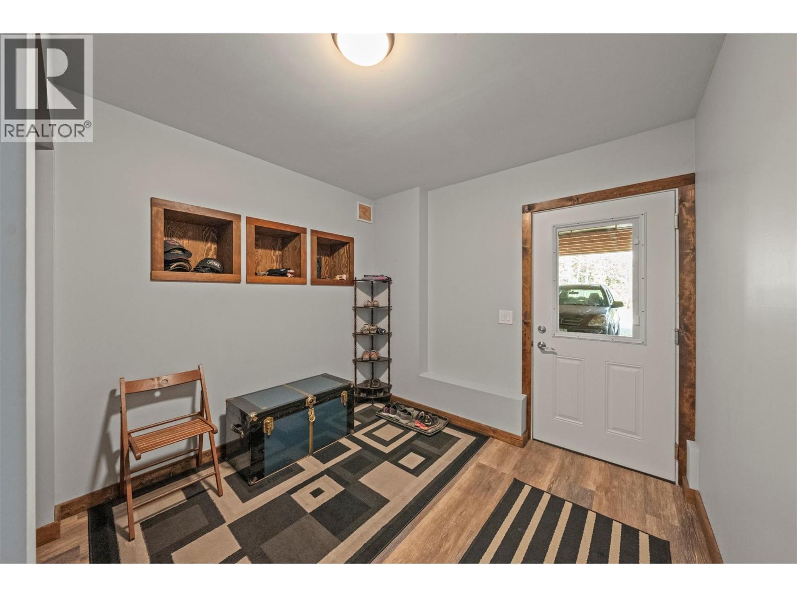 2510 Samuelson Road, Sicamous, BC - Indoor Photo Showing Other Room