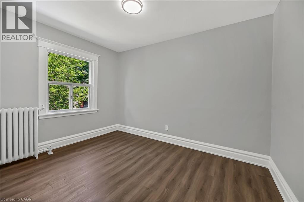 172 Sherman Avenue S, Hamilton, ON - Indoor Photo Showing Other Room