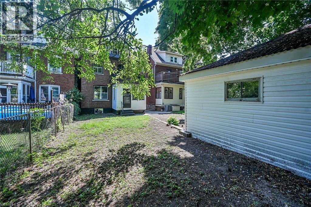 172 Sherman Avenue S, Hamilton, ON - Outdoor