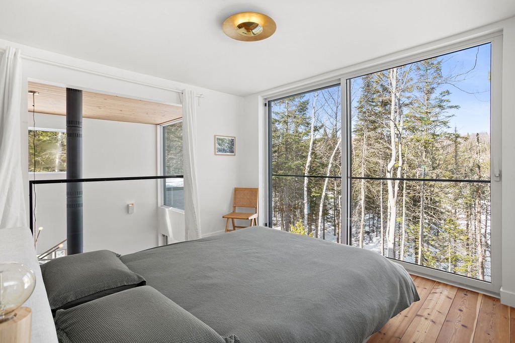Chambre à coucher principale - 25 Ch. Des Perséides, Sainte-Béatrix, QC - Indoor Photo Showing Other Room