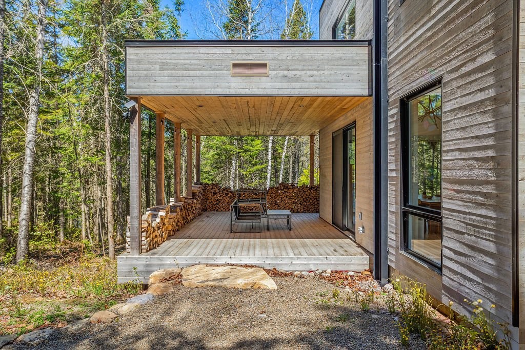 Balcon - 25 Ch. Des Perséides, Sainte-Béatrix, QC - Indoor Photo Showing Other Room