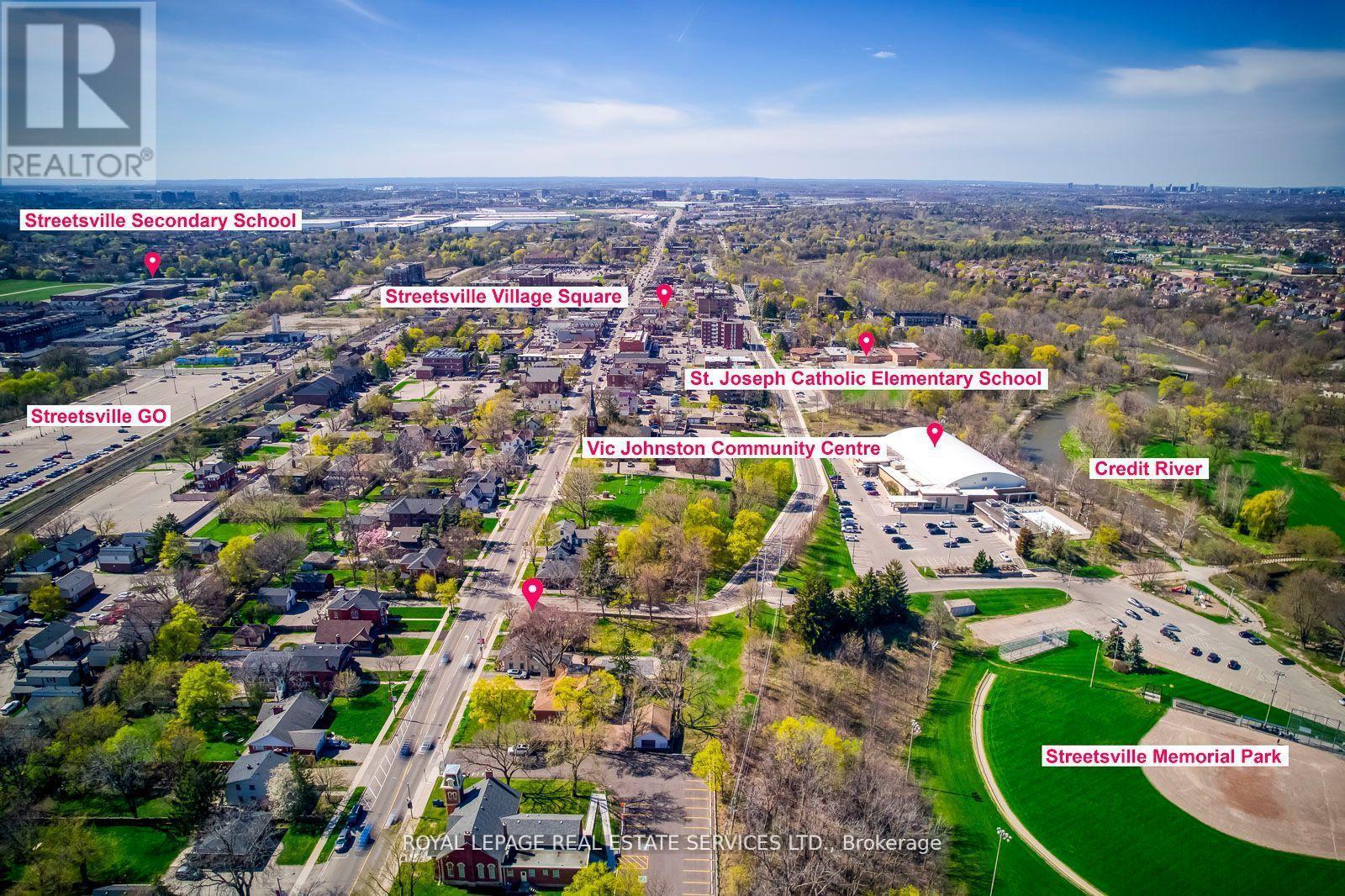 317 Queen Street S, Mississauga, ON - Outdoor With View