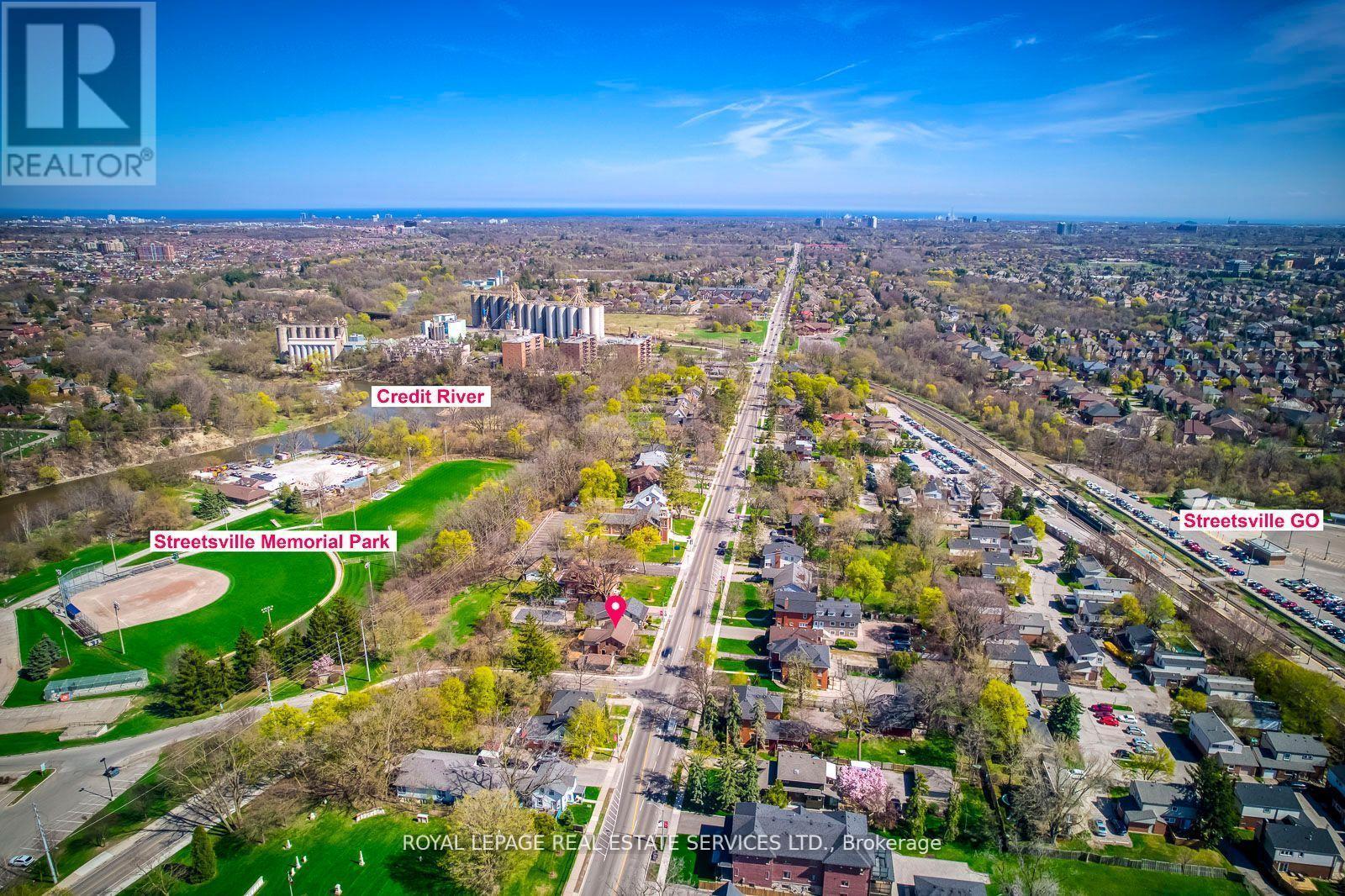 317 Queen Street S, Mississauga, ON - Outdoor With View